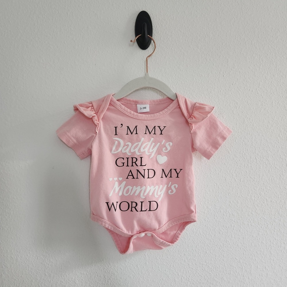 Pink Ruffle Short Sleeve Baby Bodysuit Daddys Girl Mommys World 0-3M EUC‎
